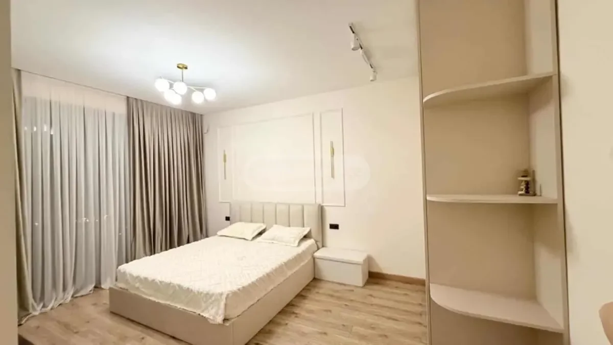 ქირავდება 6 ოთახიანი კერძო სახლი საბურთალოზე - ფოტო 7