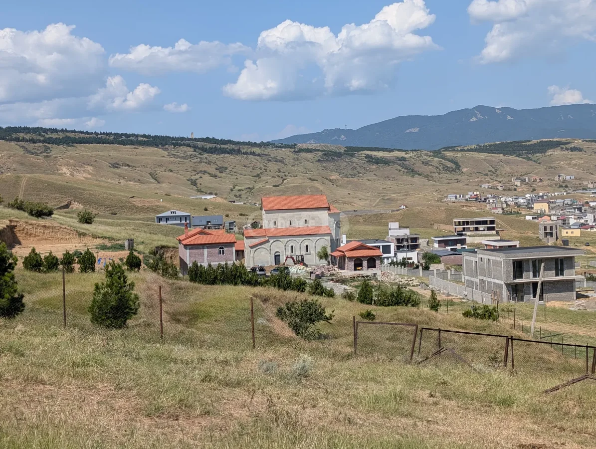 იყიდება მიწის ნაკვეთი დიდ დიღომში - ფოტო 2