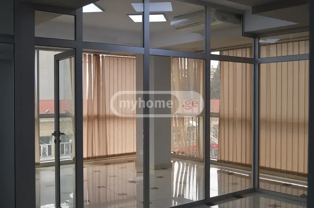ქირავდება კომერციული ფართი დიდუბეში - ფოტო 1