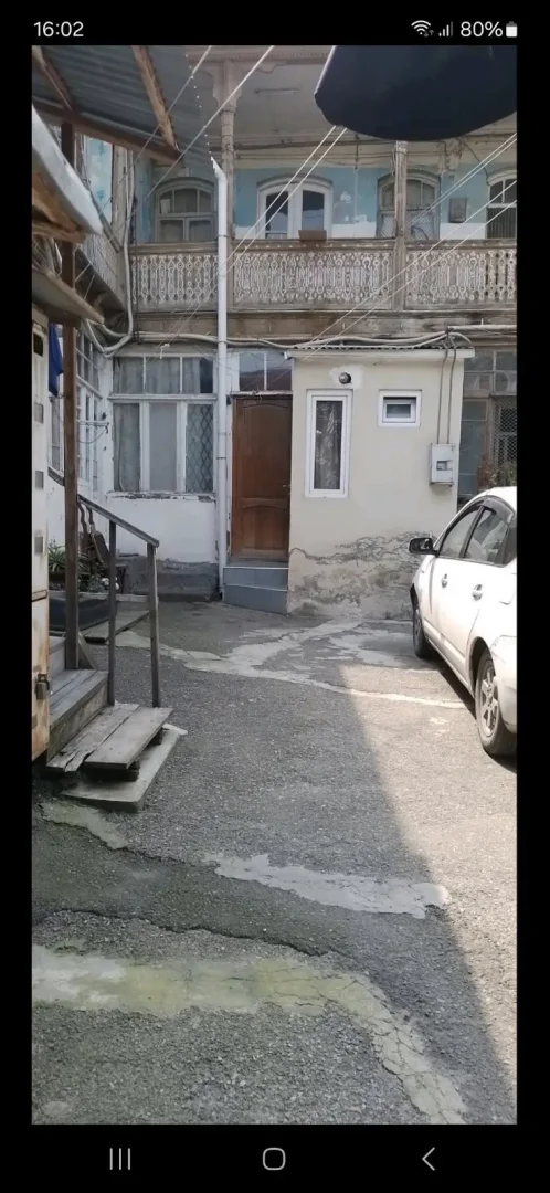ქირავდება 2 ოთახიანი ბინა მთაწმინდაზე - ფოტო 7