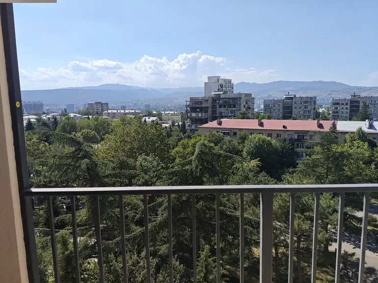 ქირავდება 2 ოთახიანი ბინა თემქაში - ფოტო 7