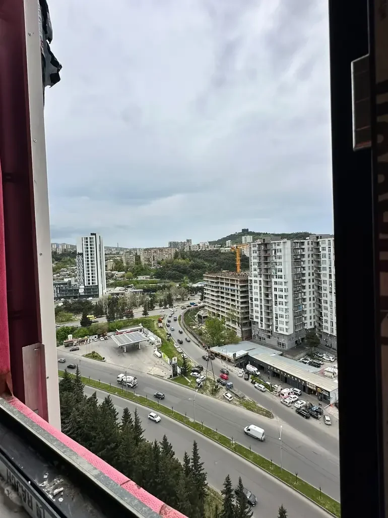 იყიდება 3 ოთახიანი ბინა გლდანში - ფოტო 5