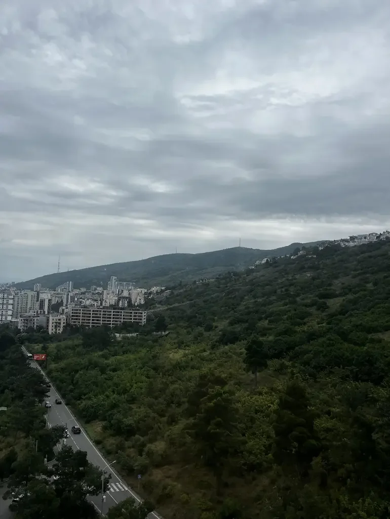 იყიდება 1 ოთახიანი ბინა ბაგებში - ფოტო 2