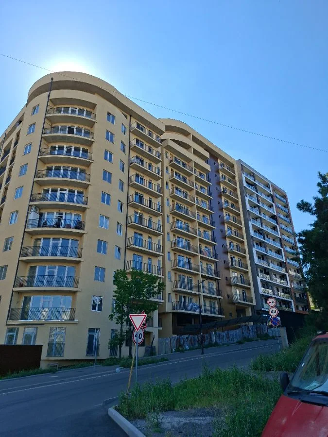 იყიდება 2 ოთახიანი ბინა ვაზისუბანში - ფოტო 6