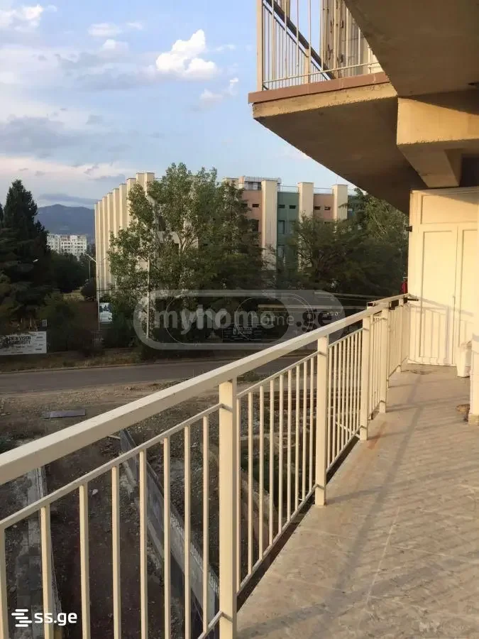 ქირავდება 3 ოთახიანი ბინა დიღმის მასივში - ფოტო 6