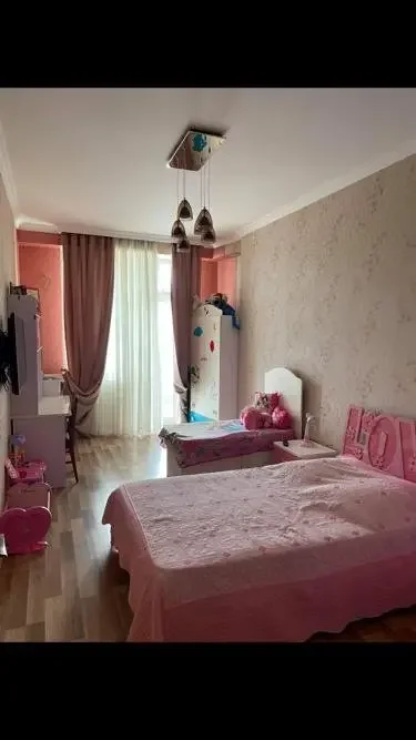 ქირავდება 5 ოთახიანი ბინა საბურთალოზე - ფოტო 6