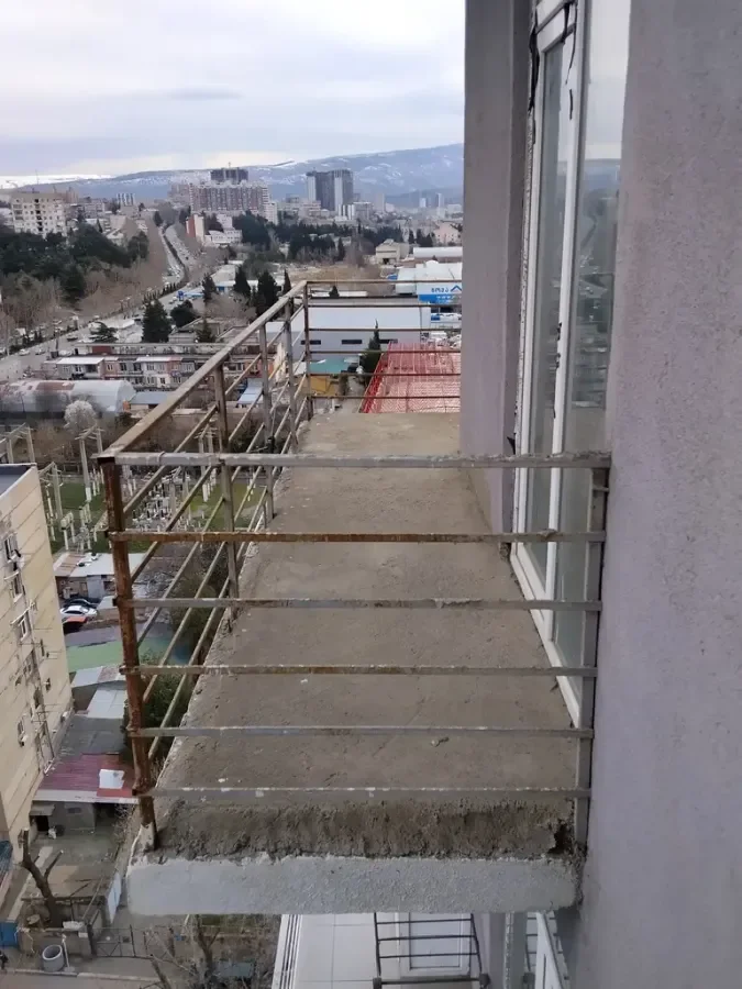 იყიდება 3 ოთახიანი ბინა სან. ზონა - ფოტო 7